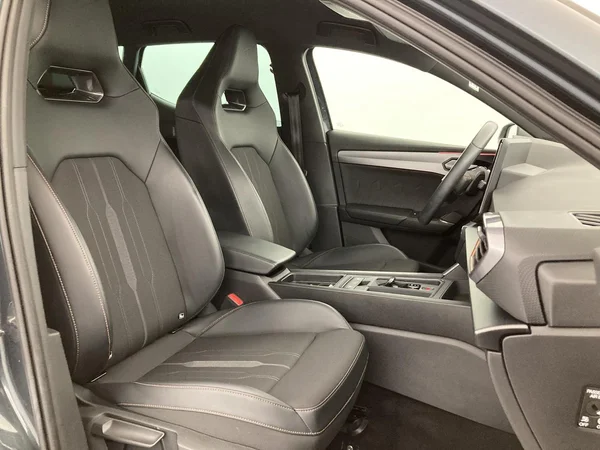 CUPRA Leon e-Hybrid (PHEV) (2023) — foto 22 van 37