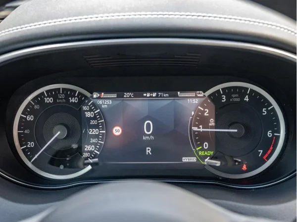 Jaguar E-PACE (2023) — foto 4 van 29