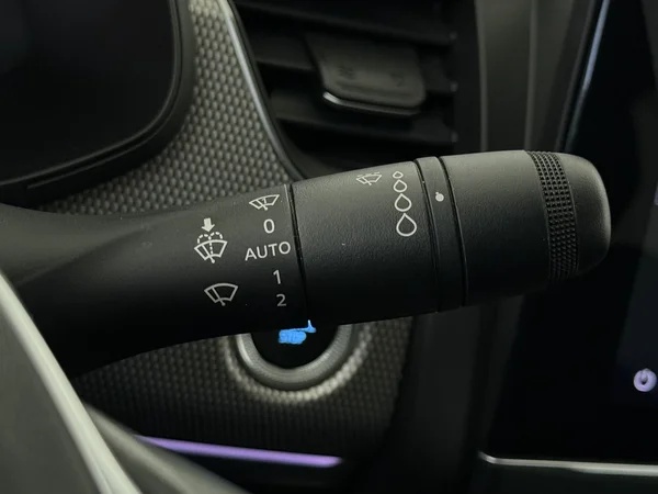 RENAULT Arkana (2021) — foto 17 van 28