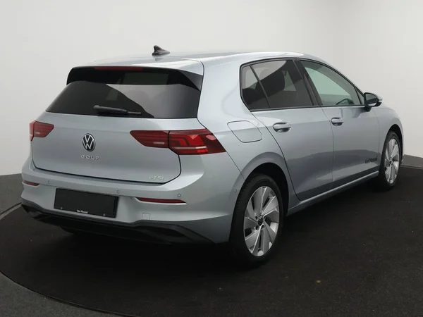 VOLKSWAGEN Golf VIII (2026) — foto 12 van 22