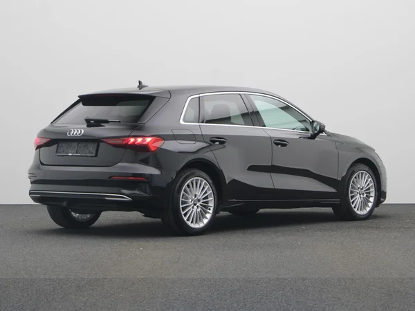 AUDI A3 Sportback (2021) — foto 12 van 20