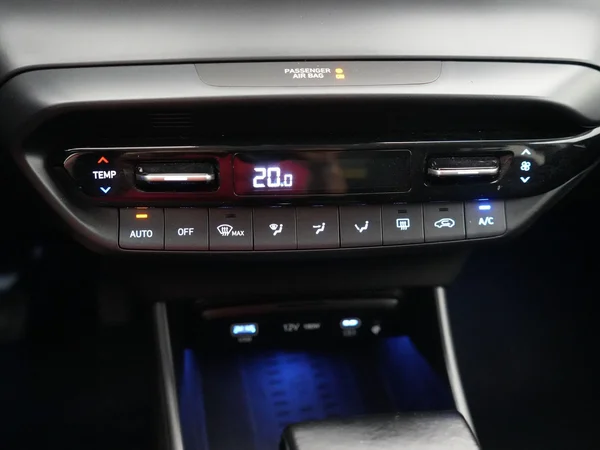 Hyundai i20 (2024) — foto 15 van 27