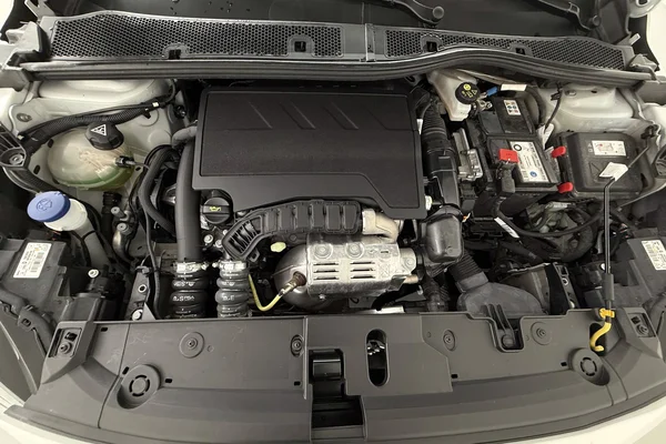 Peugeot 208 (2023) — foto 10 van 28