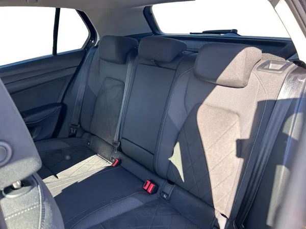 VOLKSWAGEN Golf VIII (2022) — foto 4 van 31