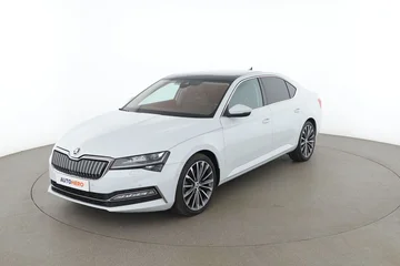 Skoda Superb 0e8ca76c-f4d0-43db-81af-4150291ec8be