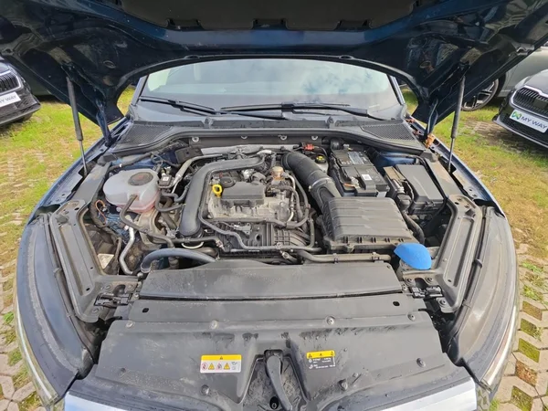 SKODA Octavia Combi (2021) — foto 15 van 24