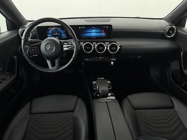MERCEDES A 180 (2018) — foto 26 van 26