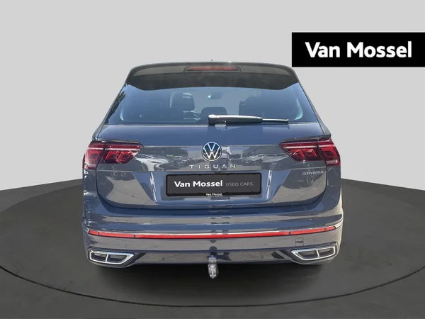Volkswagen Tiguan (2021) — foto 10 van 16