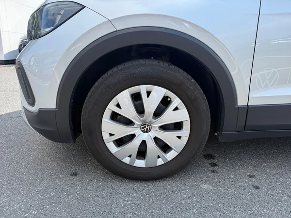 VOLKSWAGEN T-Cross (2025) — foto 11 van 20