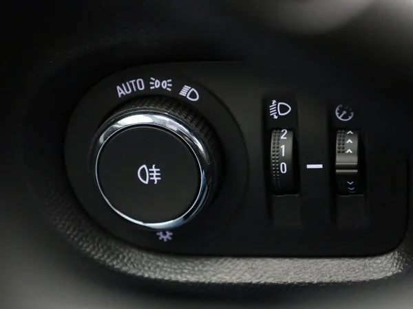 Opel Corsa-e (2023) — foto 18 van 38