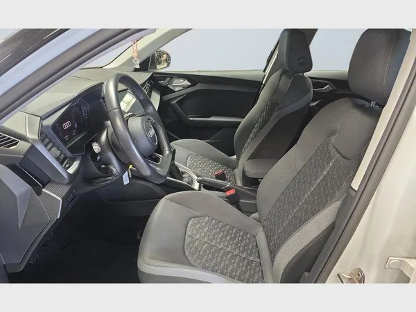 Audi A1 Sportback (2021) — foto 2 van 28