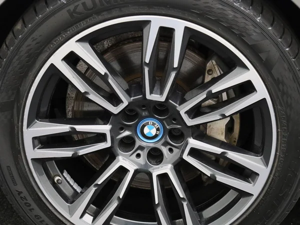 BMW i5 (2024) — foto 5 van 55