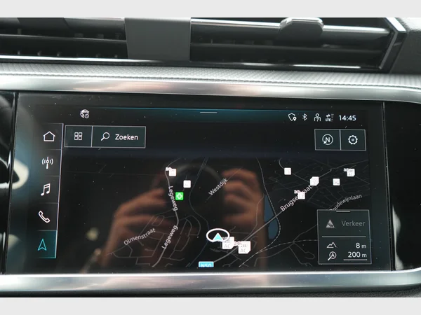 AUDI Q3 (2022) — foto 18 van 32