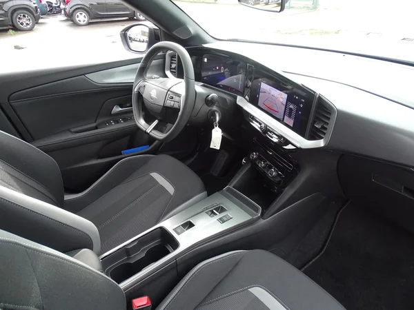 Opel Mokka (2024) — foto 6 van 25
