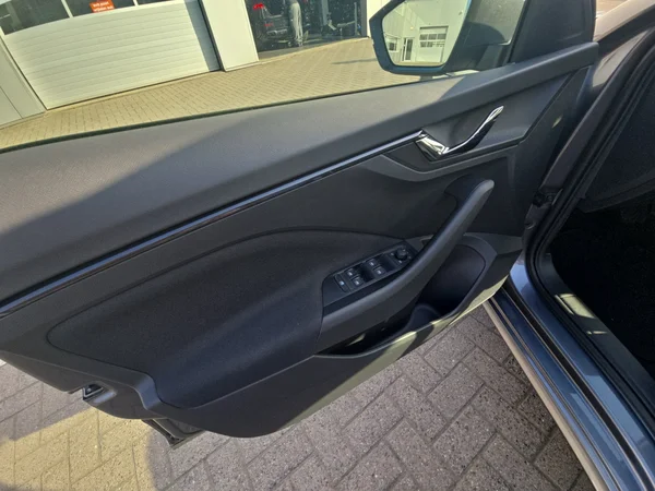 SKODA Kamiq (2026) — foto 14 van 24
