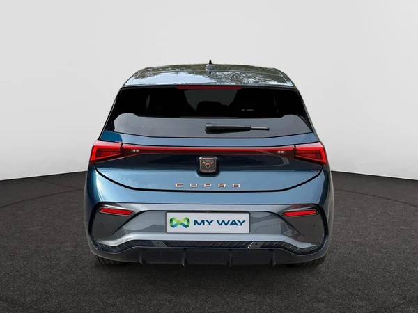 CUPRA Born (2025) — foto 11 van 16