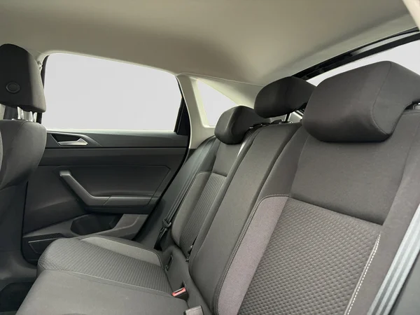 VOLKSWAGEN Taigo (2024) — foto 10 van 24