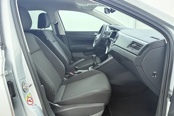 Volkswagen Polo (2024) — foto 18 van 20