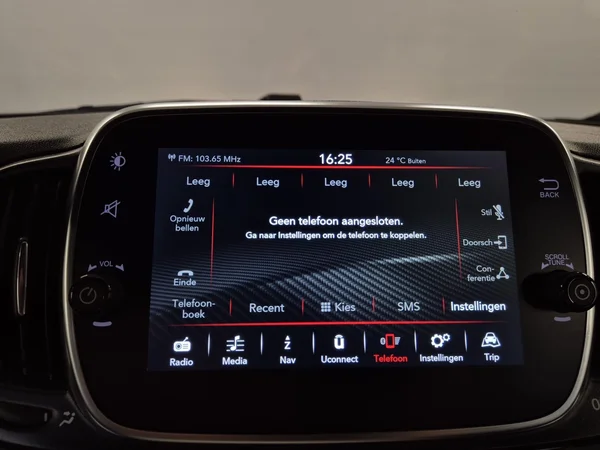 Abarth 595 (2021) — foto 10 van 22