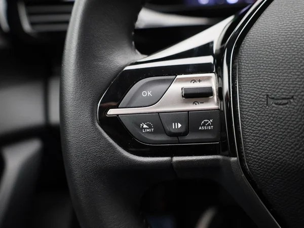 Peugeot 308 (2024) — foto 8 van 40