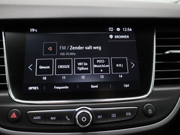 Opel Crossland (2021) — foto 8 van 35