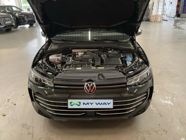 VOLKSWAGEN Passat SW (2025) — foto 15 van 24