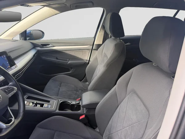 VOLKSWAGEN Golf VIII SW (2025) — foto 19 van 19