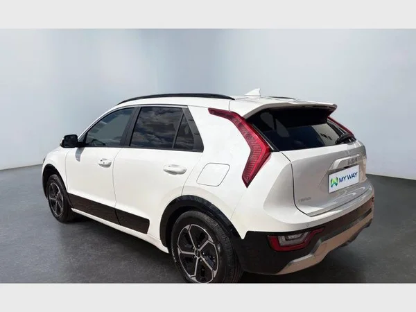 Kia NIRO (2022) — foto 18 van 21