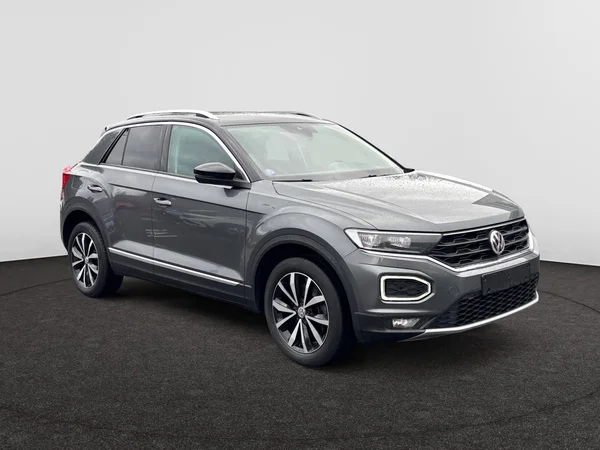 VOLKSWAGEN T-Roc (2018) — foto 17 van 22