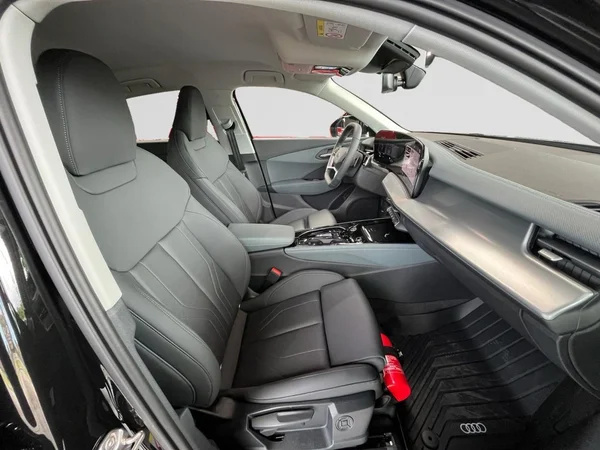 AUDI Q3 Sportback (2025) — foto 19 van 22