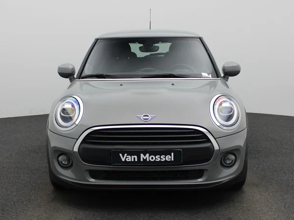 MINI One (2021) — foto 23 van 39