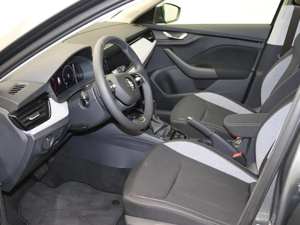 SKODA Scala (2025) — foto 8 van 14