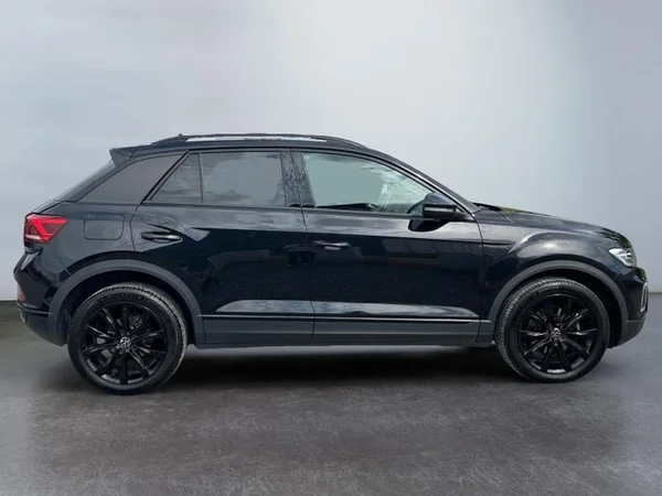 VOLKSWAGEN T-Roc Dsl (2023) — foto 29 van 31