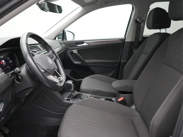 VOLKSWAGEN Tiguan Allspace (2022) — foto 42 van 43