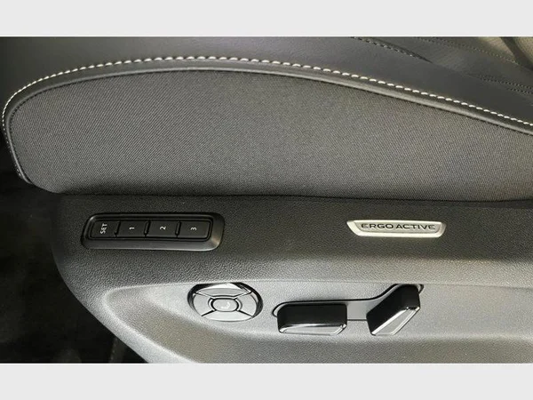 VOLKSWAGEN Tayron eHybrid (2026) — foto 16 van 28