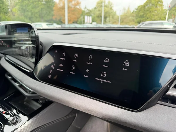 AUDI A5 Avant (2025) — foto 6 van 23