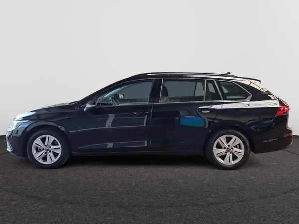 VOLKSWAGEN Golf VIII SW (2023) — foto 12 van 23