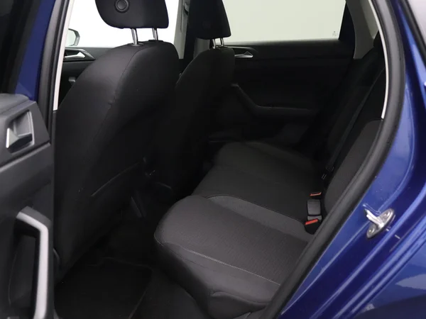 VOLKSWAGEN Polo (2023) — foto 15 van 23
