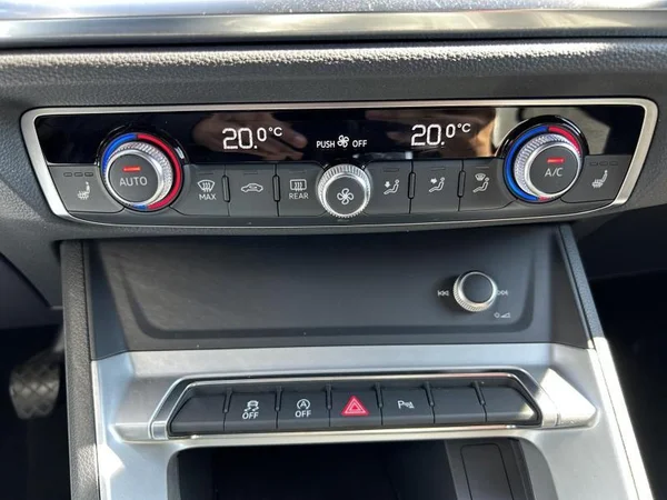 AUDI Q3 Dsl (2020) — foto 13 van 34