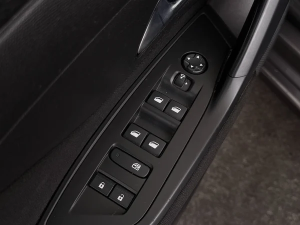 PEUGEOT 308 (2022) — foto 19 van 27