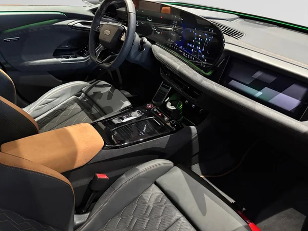AUDI A6 Avant e-tron (2026) — foto 14 van 16