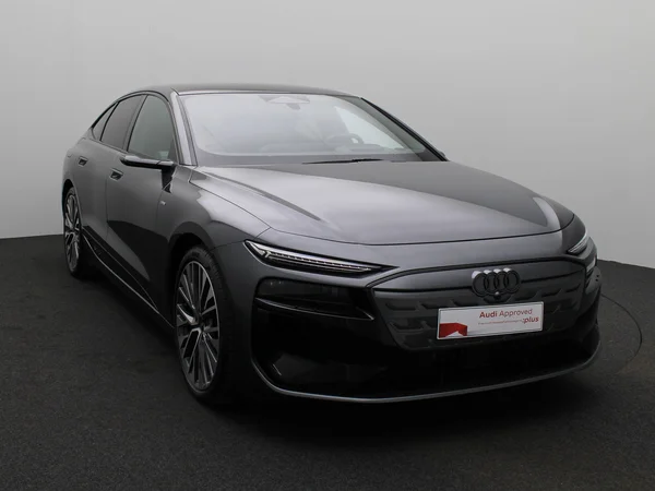 AUDI A6 Sportback e-tron (2025) — foto 12 van 29