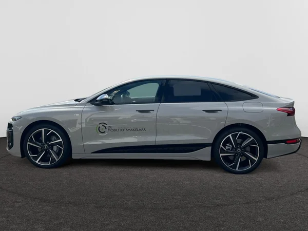 AUDI A6 Sportback e-tron (2026) — foto 12 van 24
