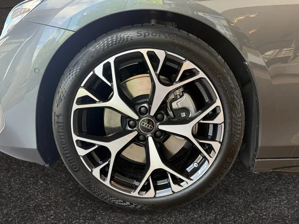 AUDI A6 Avant (2026) — foto 6 van 11