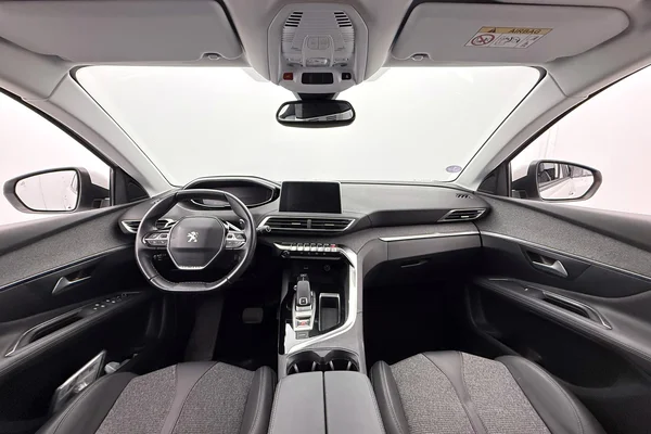 Peugeot 3008 (2019) — foto 10 van 29