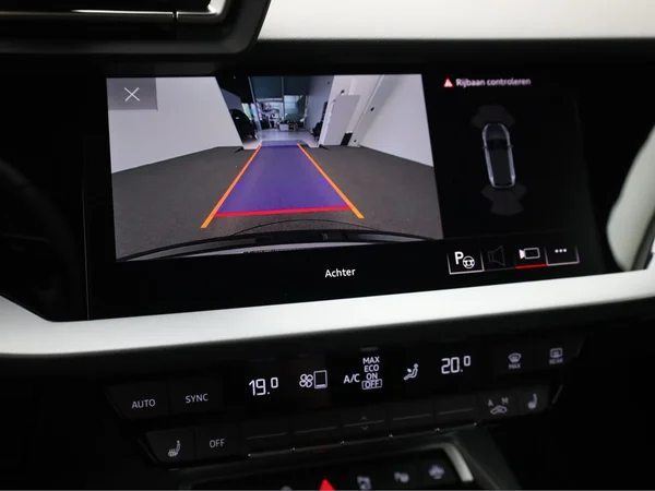 AUDI A3 Sportback (2025) — foto 14 van 21
