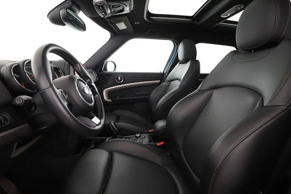 MINI Countryman (2022) — foto 16 van 16