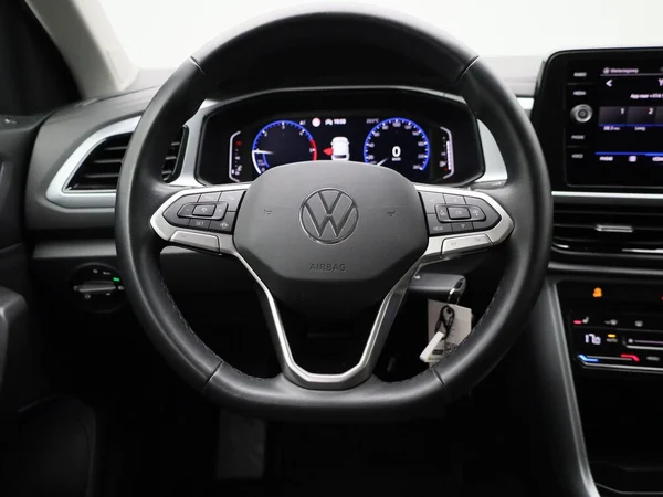 Volkswagen T-Roc (2023) — foto 42 van 42