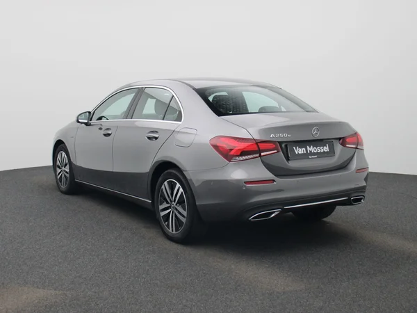 Mercedes-Benz A-Klasse (2020) — foto 12 van 47