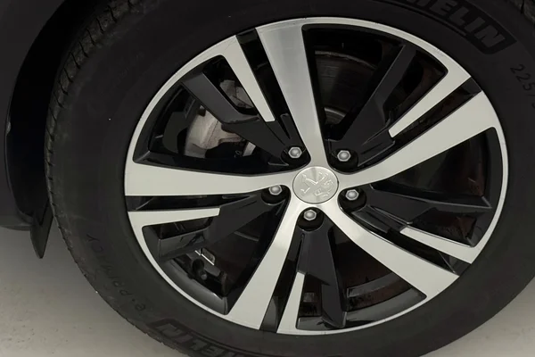 Peugeot 3008 (2023) — foto 18 van 30